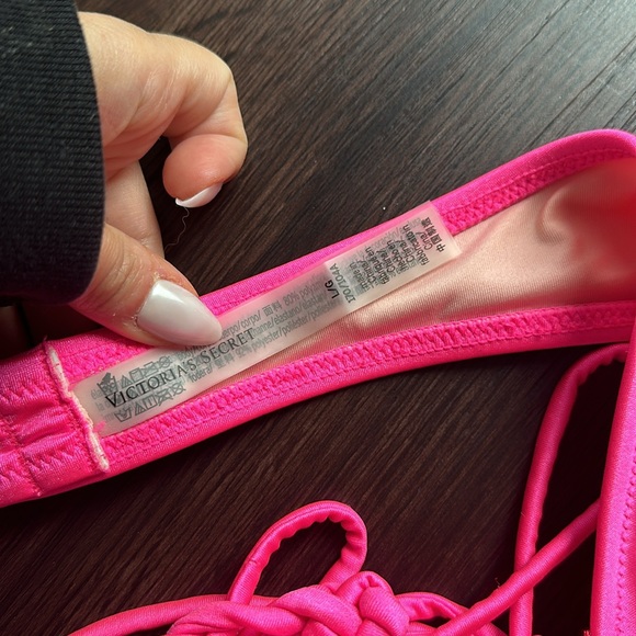 Strappy Wrap Triangle Top - Picture 4 of 6